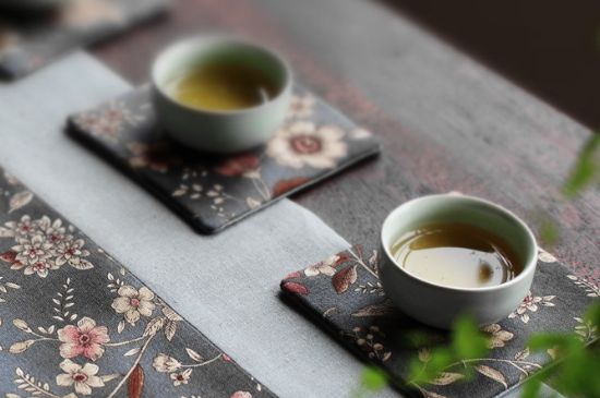 喝茶茶桌上的禮儀有哪些，泡茶待客十大禮儀不可不做！