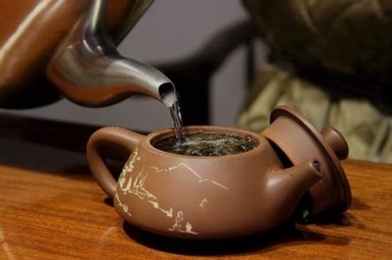各類茶的注水方式，不同的茶泡茶時怎么注水
