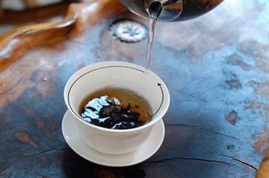 喝茶茶桌上的禮儀有哪些，泡茶待客十大禮儀不可不做！