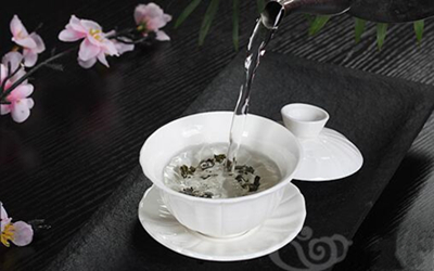 三才蓋碗的正確拿法，三才蓋碗抓碗法圖解