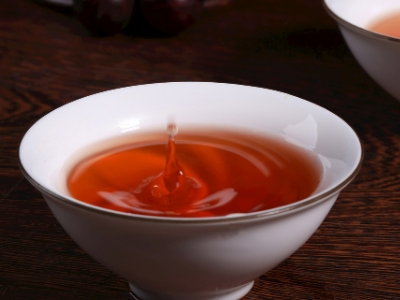 女人長期喝紅茶好不好，女人喝紅茶的功效