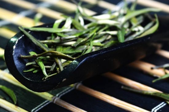 老茶和新茶哪個好，老茶好喝還是新茶好喝