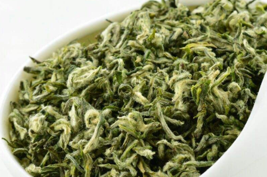真假碧螺春泡水后區(qū)別，蘇州洞庭碧螺春怎樣鑒別好壞？