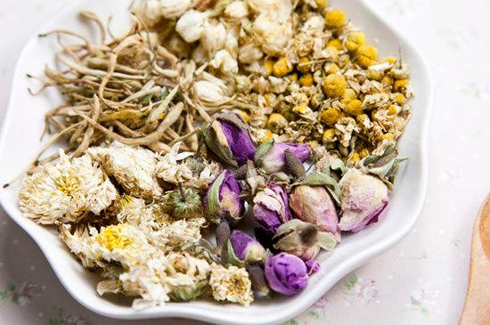 祛濕最有效的泡花茶，濕氣重適合泡什么花茶？