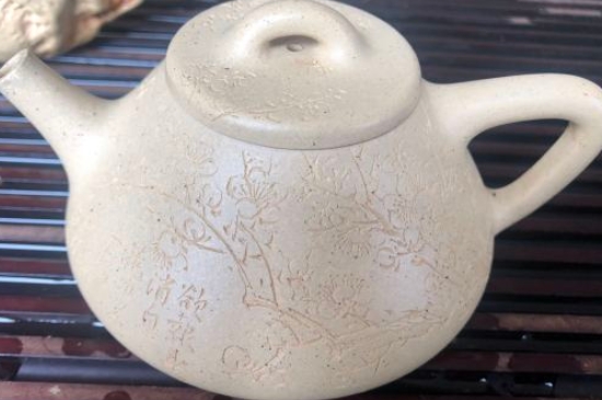 新買的紫砂壺為什么會裂，真的紫砂壺是不是很容易開裂？