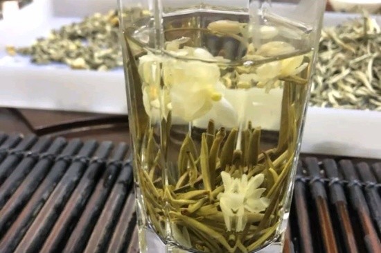 茉莉花花茶能煮嗎，喝茉莉花茶適合煮好還是泡好？