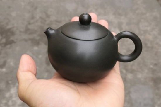 泡茶用坭興陶和紫砂壺哪個(gè)好，紫砂壺比坭興陶壺好嗎？