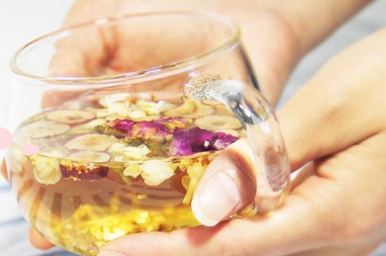 干桂花泡水，干桂花怎么泡水喝？