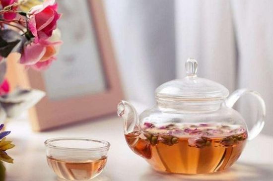 玫瑰花泡茶祛斑要多久見(jiàn)效，喝玫瑰花茶多久能祛斑？
