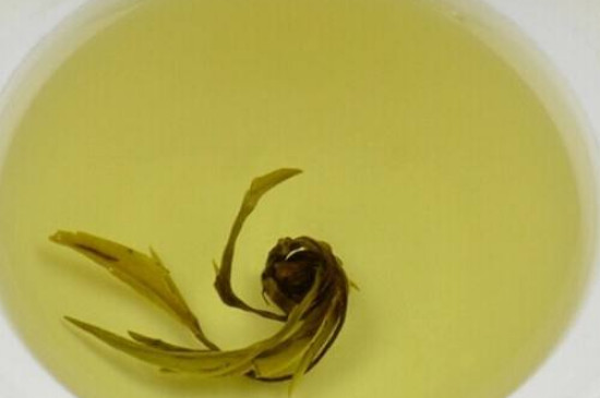 茉莉龍珠茶男人能喝嗎，男性夏季可以喝龍珠茶嗎