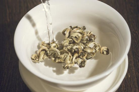 茉莉龍珠分幾種，怎樣分等級(jí)怎么看品質(zhì)
