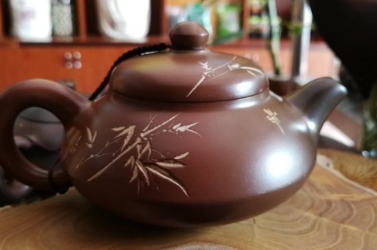 坭興陶主要泡什么茶，廣西坭興陶壺適合泡哪些茶？