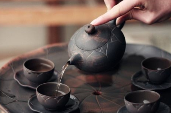 坭興陶主要泡什么茶，廣西坭興陶壺適合泡哪些茶？