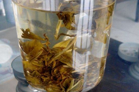 茉莉龍珠保質(zhì)期多長時(shí)間，茉莉龍珠茶放幾年了還能喝嗎？