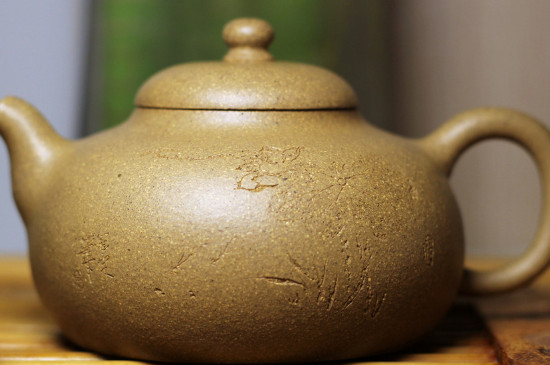 朱泥壺適合泡紅茶嗎，紅茶適合泡紫泥還是朱泥壺