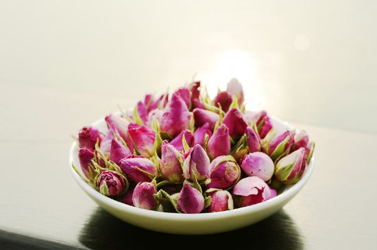 玫瑰花茶怎么泡不開，玫瑰花茶泡著不開花