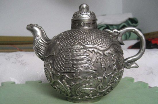 銀壺泡茶后為什么會變黑，銀壺內(nèi)膽發(fā)黑怎么辦
