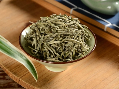 白茶煮好還是泡好喝，老白茶是泡還是煮？