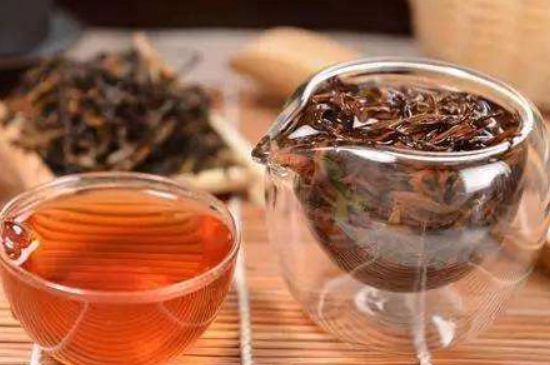 綠茶加重濕氣？濕氣體質(zhì)寒的人能喝綠茶嗎