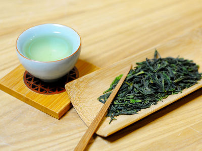 紅茶和綠茶的區(qū)別，常喝紅茶好還是綠茶好？