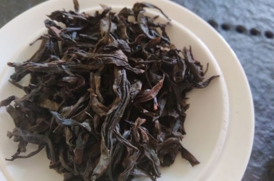 為什么喝巖茶會上火，巖茶喝多上火怎么辦？