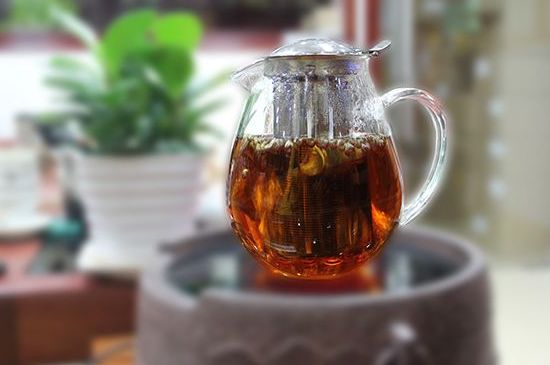 福鼎白茶要喝老的嗎，為什么喝白茶要喝老茶存新茶？
