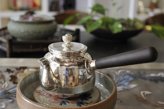 黑茶用什么壺煮最好，黑茶用什么煮效果好？