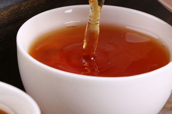 正山小種對(duì)胃好嗎，正山小種養(yǎng)胃還是傷胃