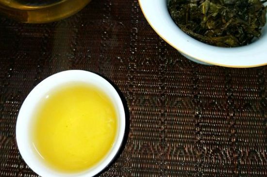 一天什么時候喝黑茶最好，喝黑茶一天最佳時間和季節(jié)