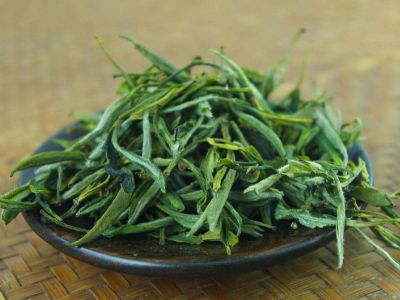 毛峰和毛尖哪個(gè)好一點(diǎn)，毛尖茶好還是毛峰茶好？