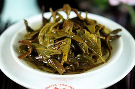 茯磚茶與普洱茶哪個(gè)好，茯茶和普洱茶口味區(qū)別