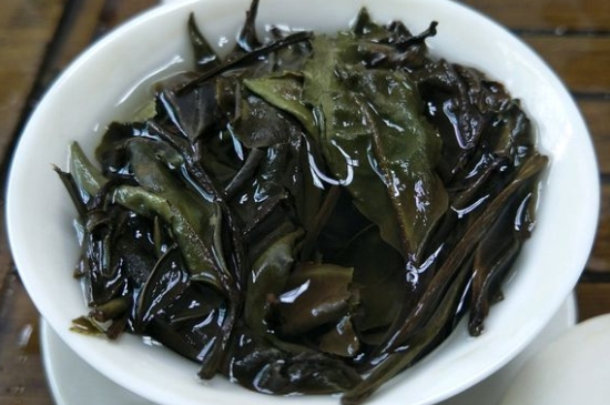 福鼎白茶貢眉和壽眉的區(qū)別，壽眉與貢眉有什么區(qū)別