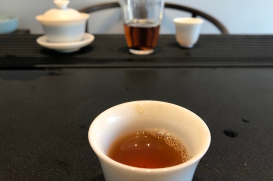 為什么喝巖茶會上火，巖茶喝多上火怎么辦？