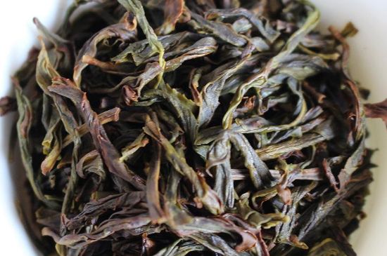 蜜蘭香和鴨屎香區(qū)別，鳳凰單樅鴨屎香vs蜜蘭香圖片對比